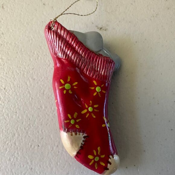 Vintage Alberta Hand Painted Ceramic Mold Two Mice In Sock Christmas Ornament - Picture 2 of 2